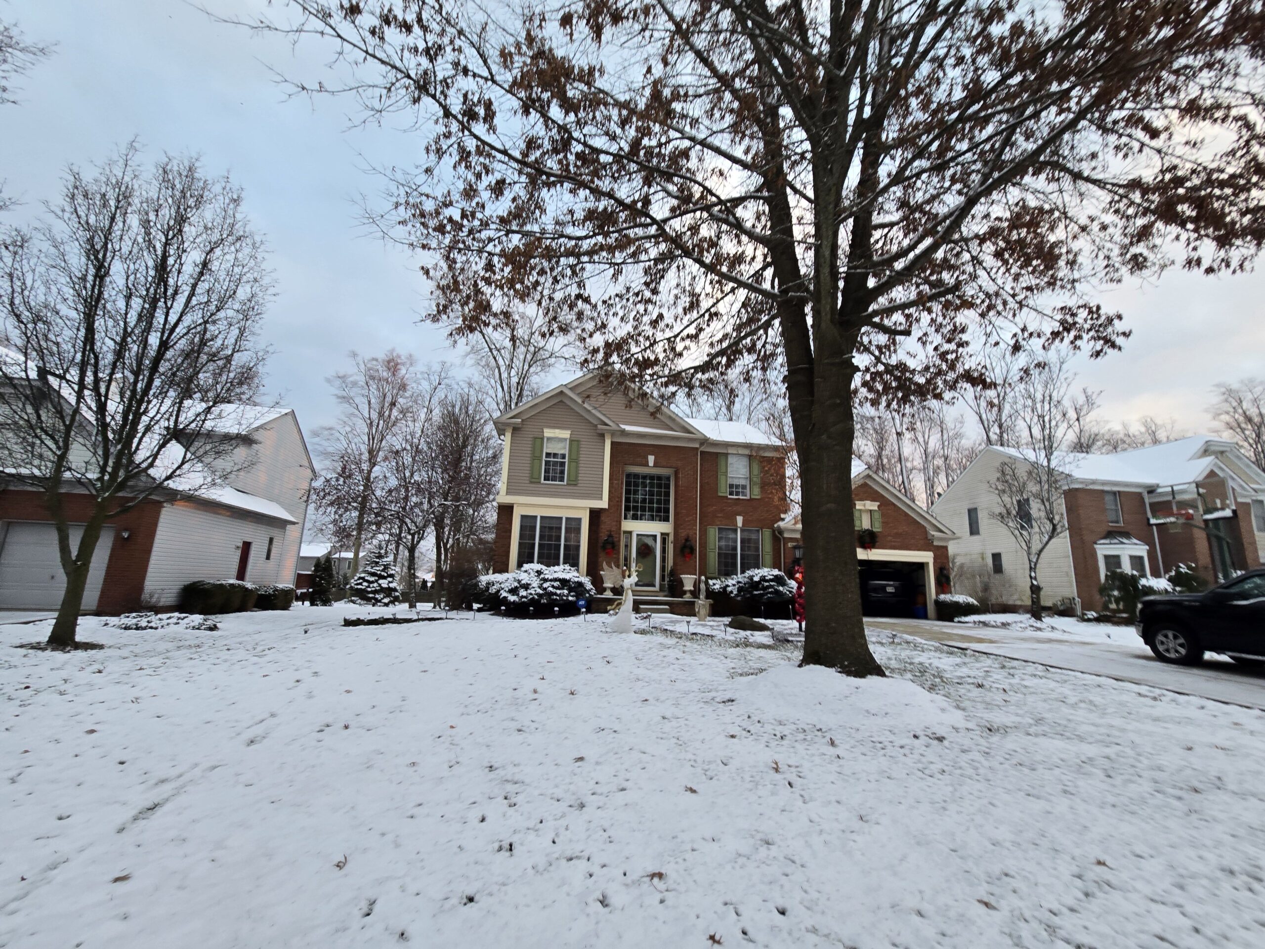 Do Your Gutters Get Removed During Your Roof Replacement?