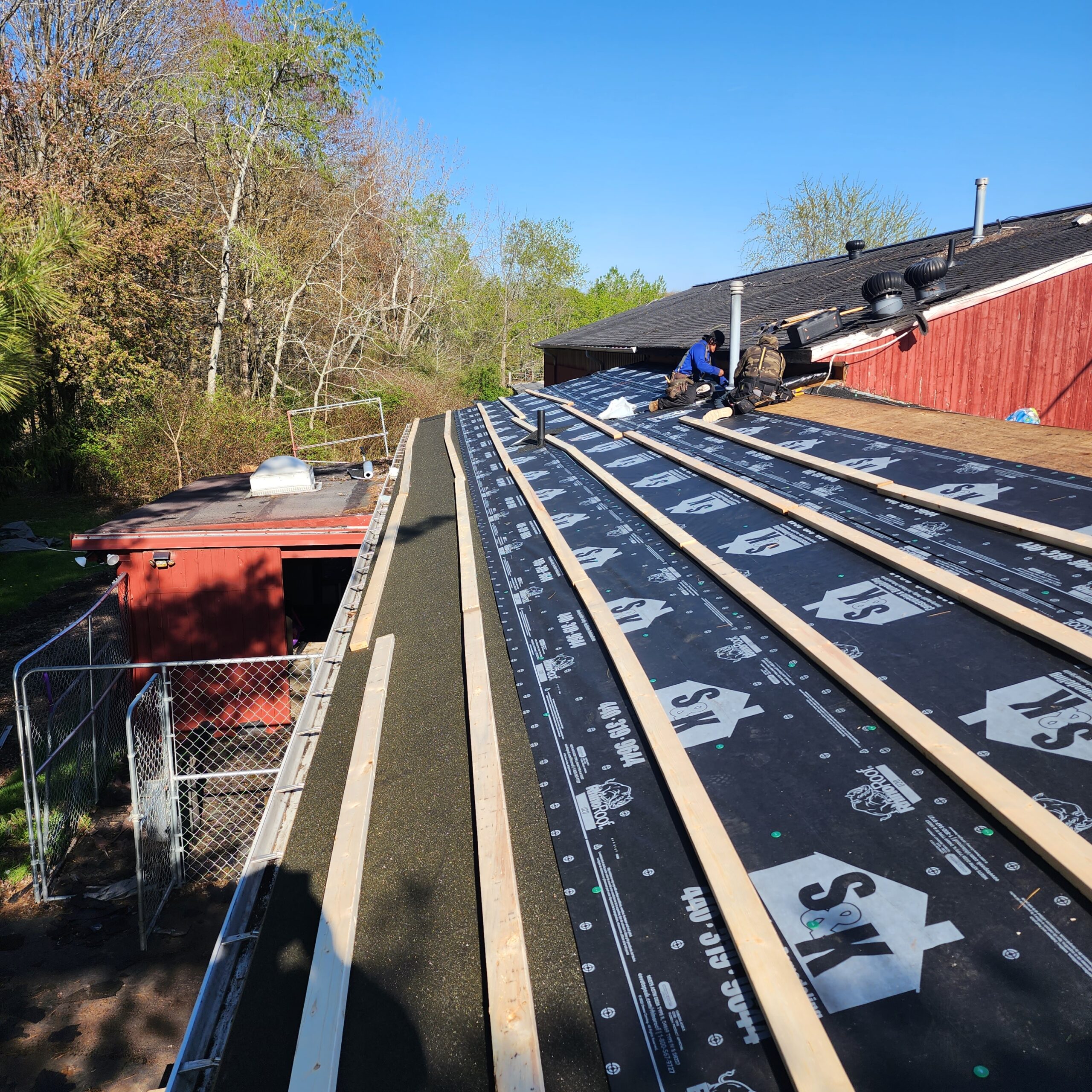 Do Metal Roofs Make Noise When It Rains?