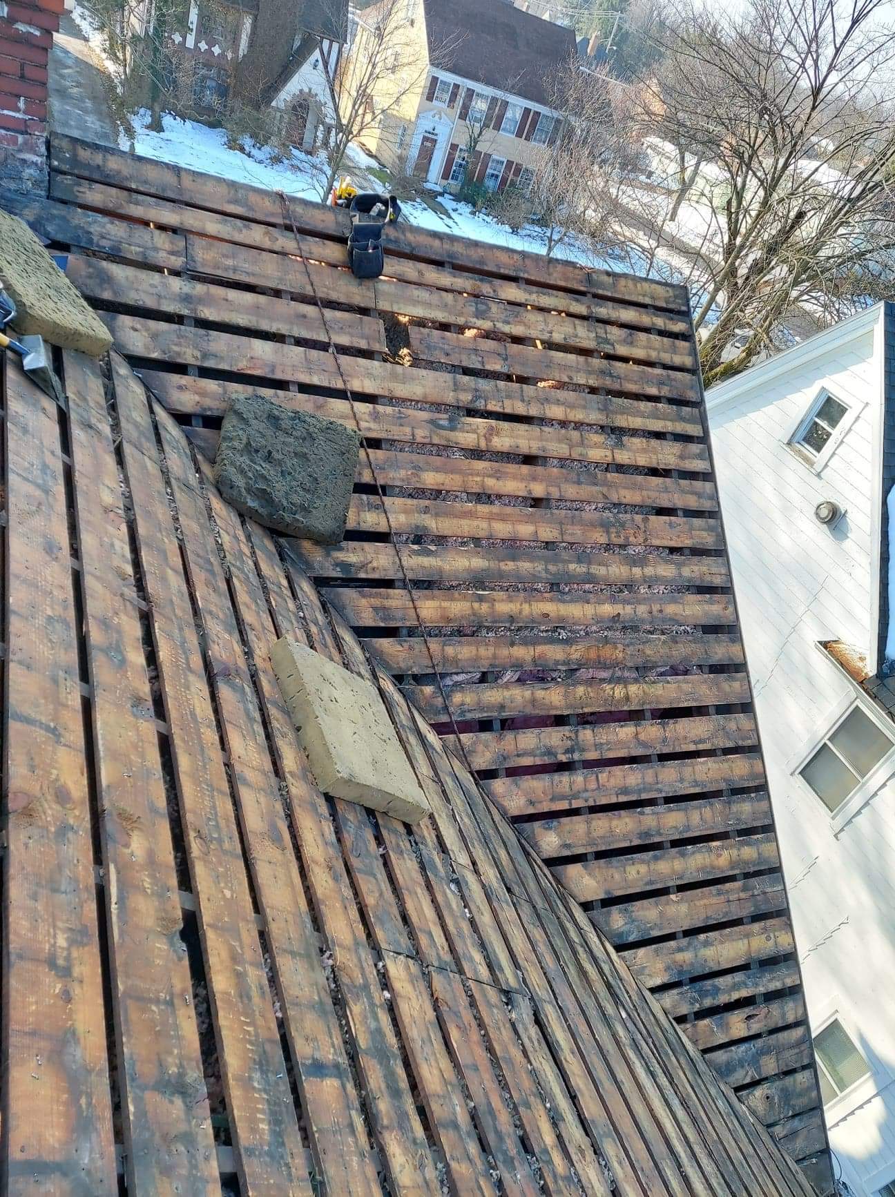 8 Red Flags to Look Out for on Your Roof Estimate