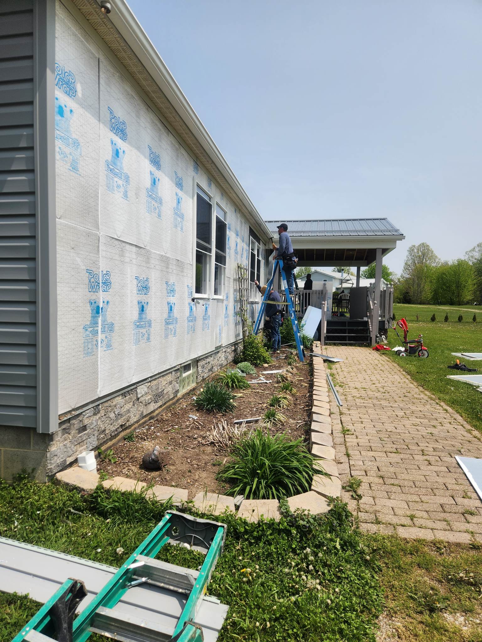 What is a Roof Ridge Vent? Understanding its Importance for Your Home's Roofing System