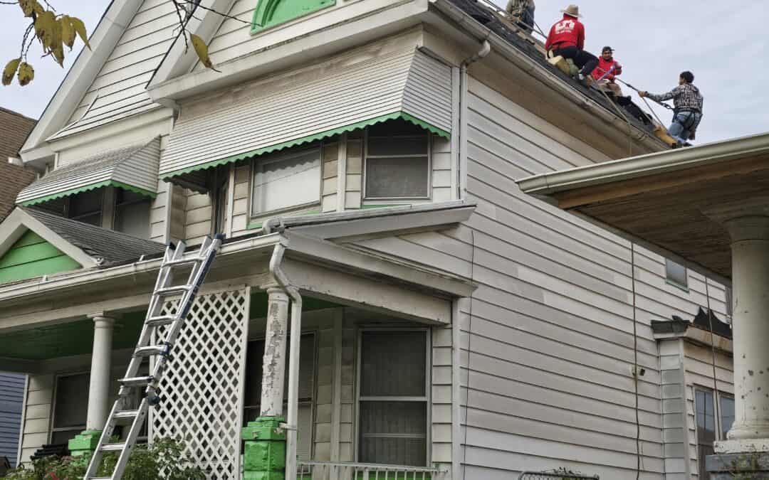 Lifespan of a Second Layer of Shingles: Roof Overlay vs Tear-Off
