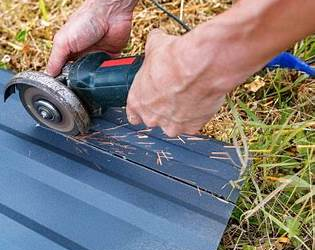 how to cut tin roofing