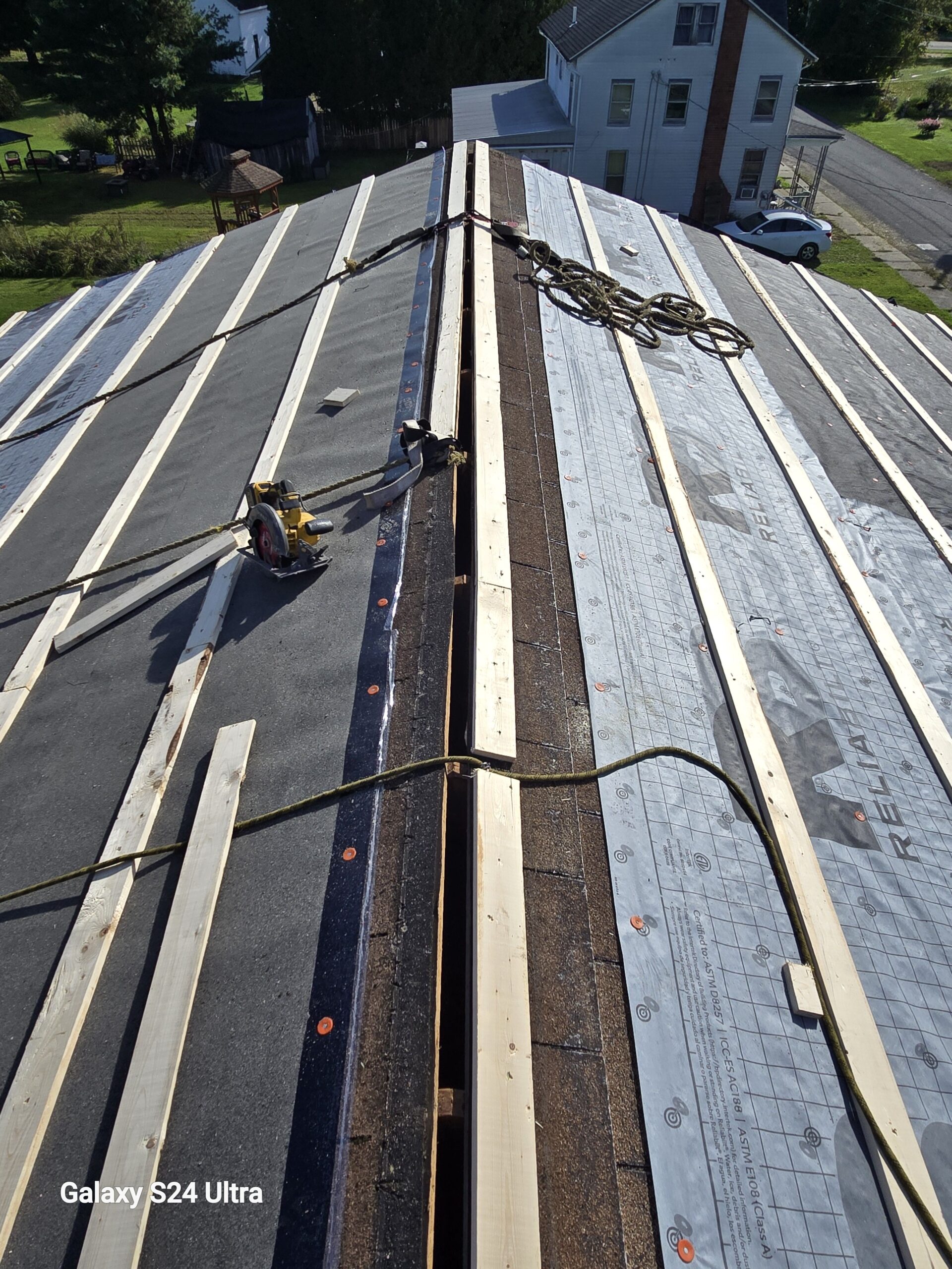 seamless gutters vs regular gutters