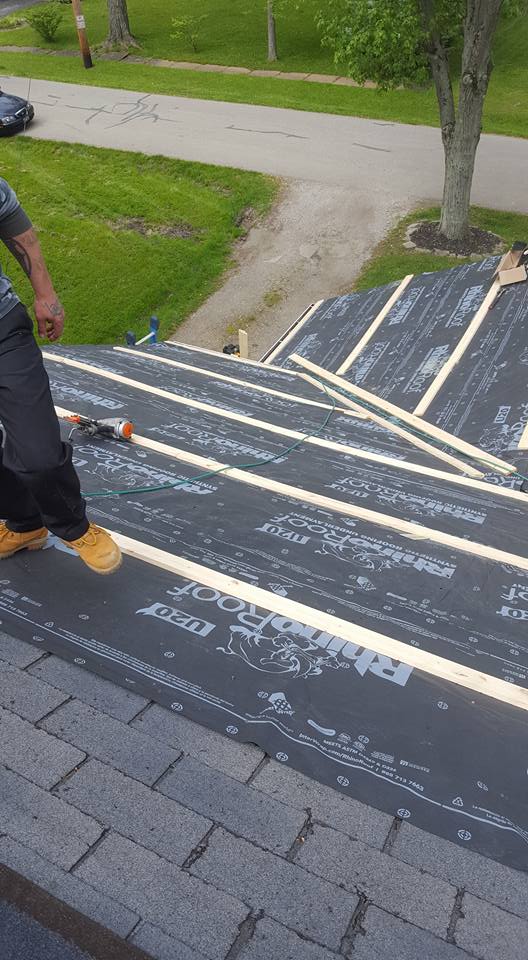 the pros and cons of vinly siding
