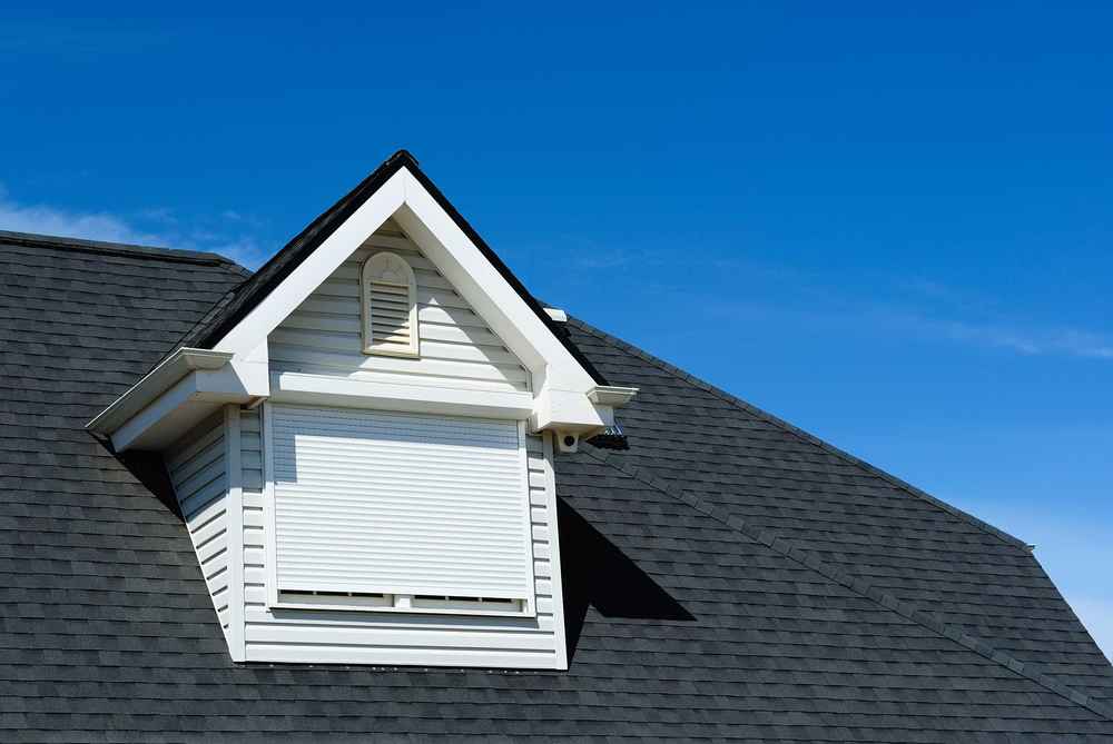 top asphalt roofing contractor in Cleveland OH
