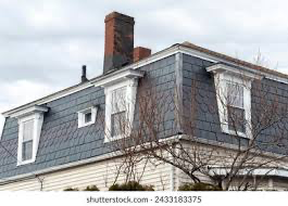 Chain With Mansard Roof