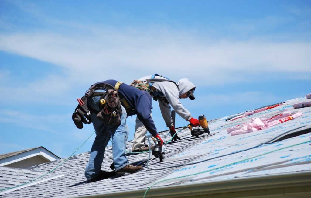 roof lifespan in Ashtabula, OH