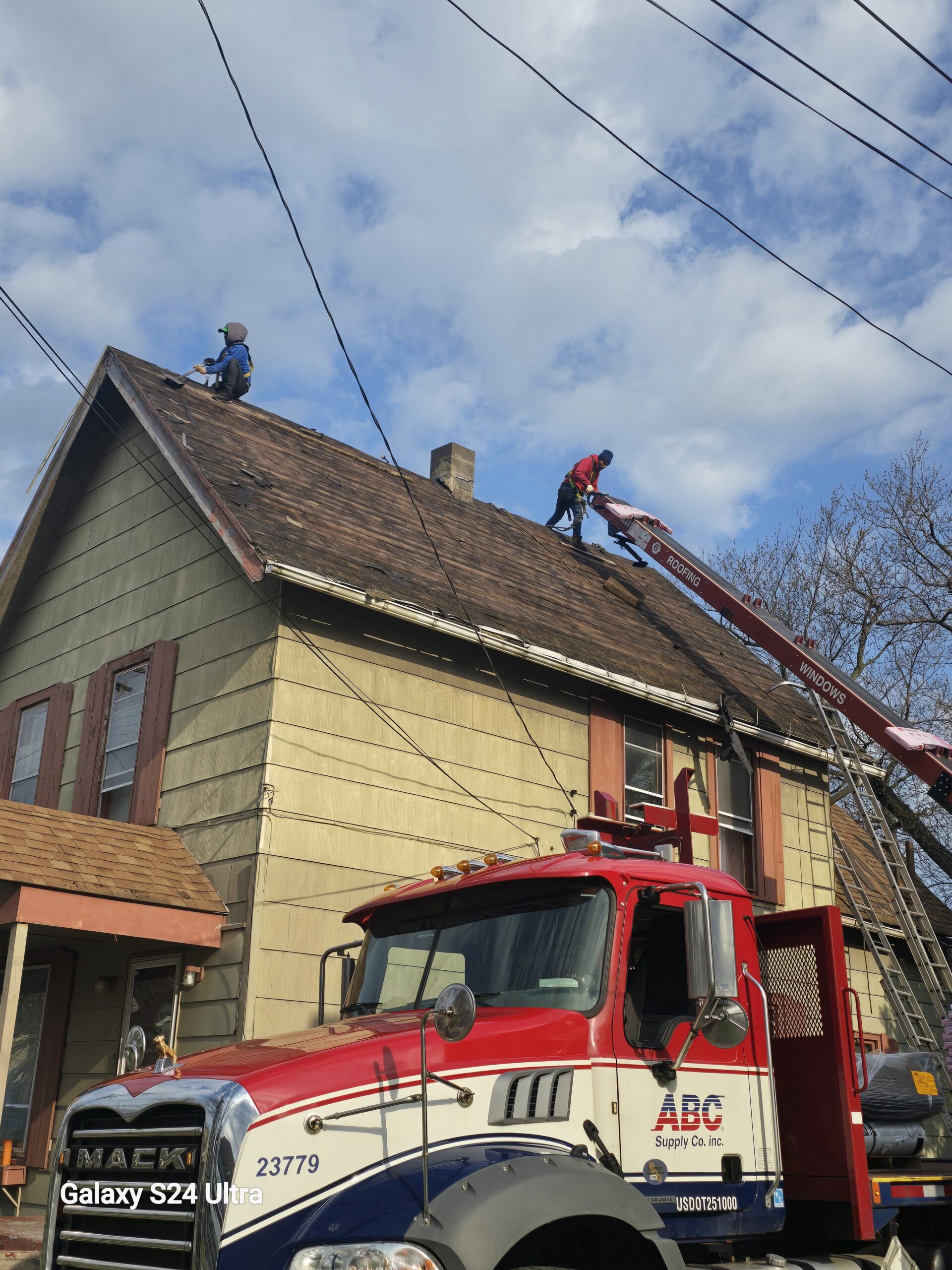 Roof Repair In Bolindale, OH