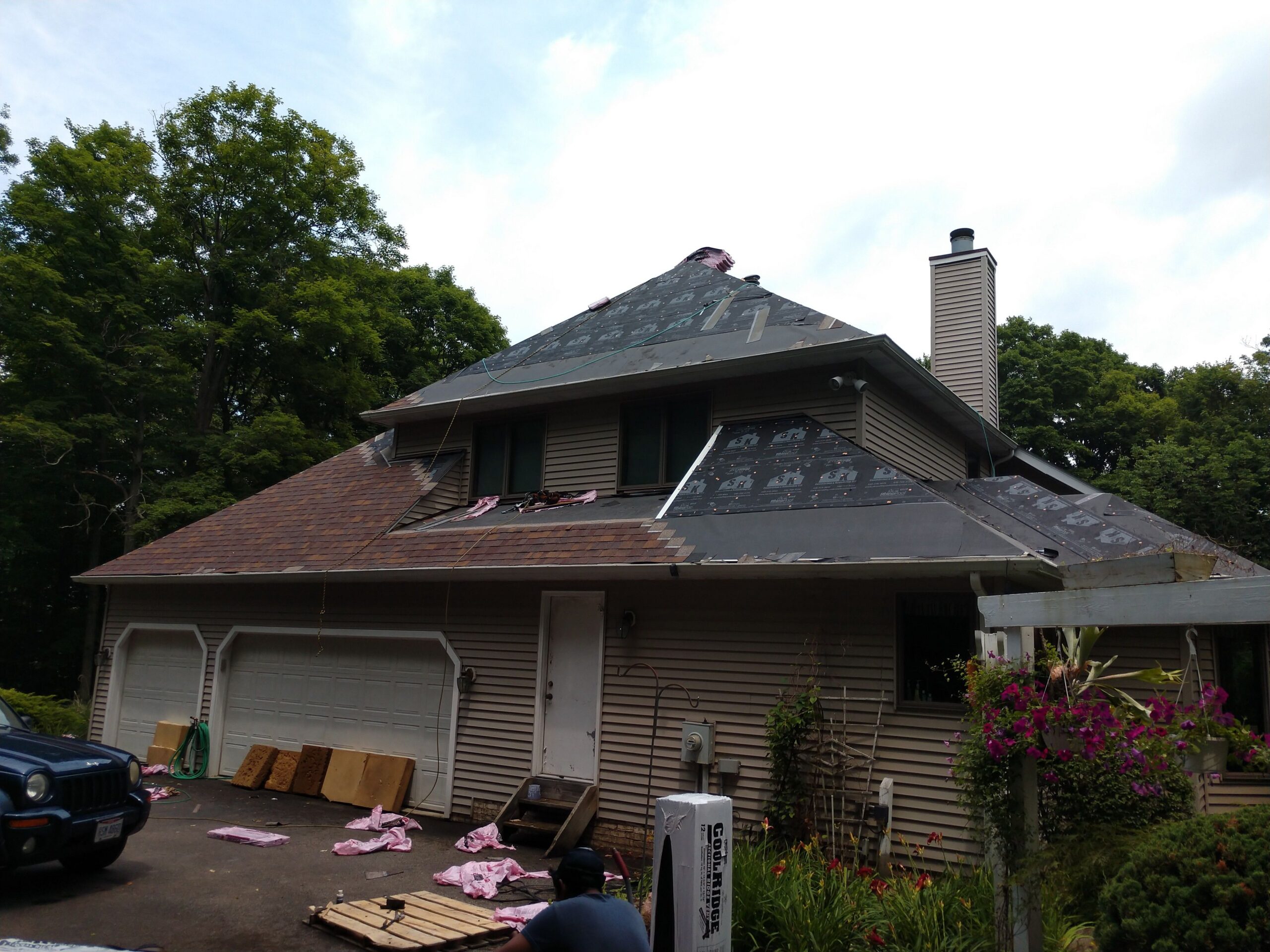 Winter Roofing In Munson Township, OH
