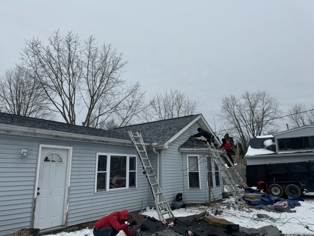 metal roof installation in Geneva, OH