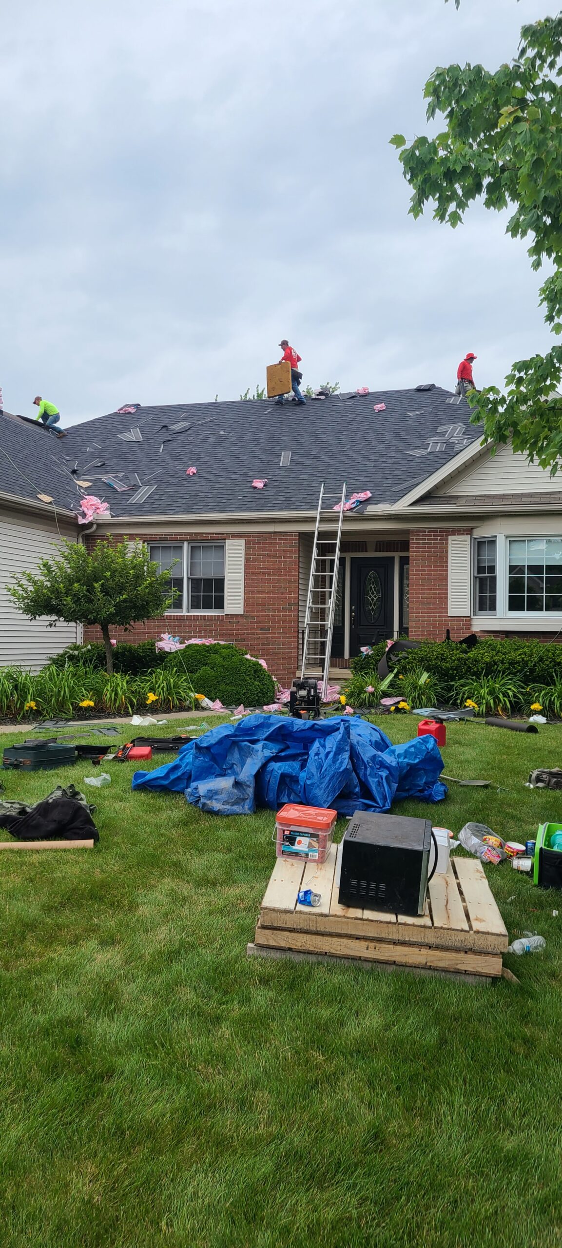 Roof Service Strongsville,OH