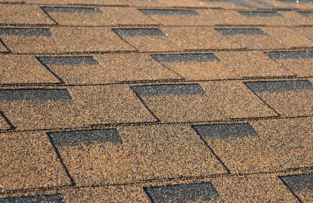 signs of poor roof ventilation